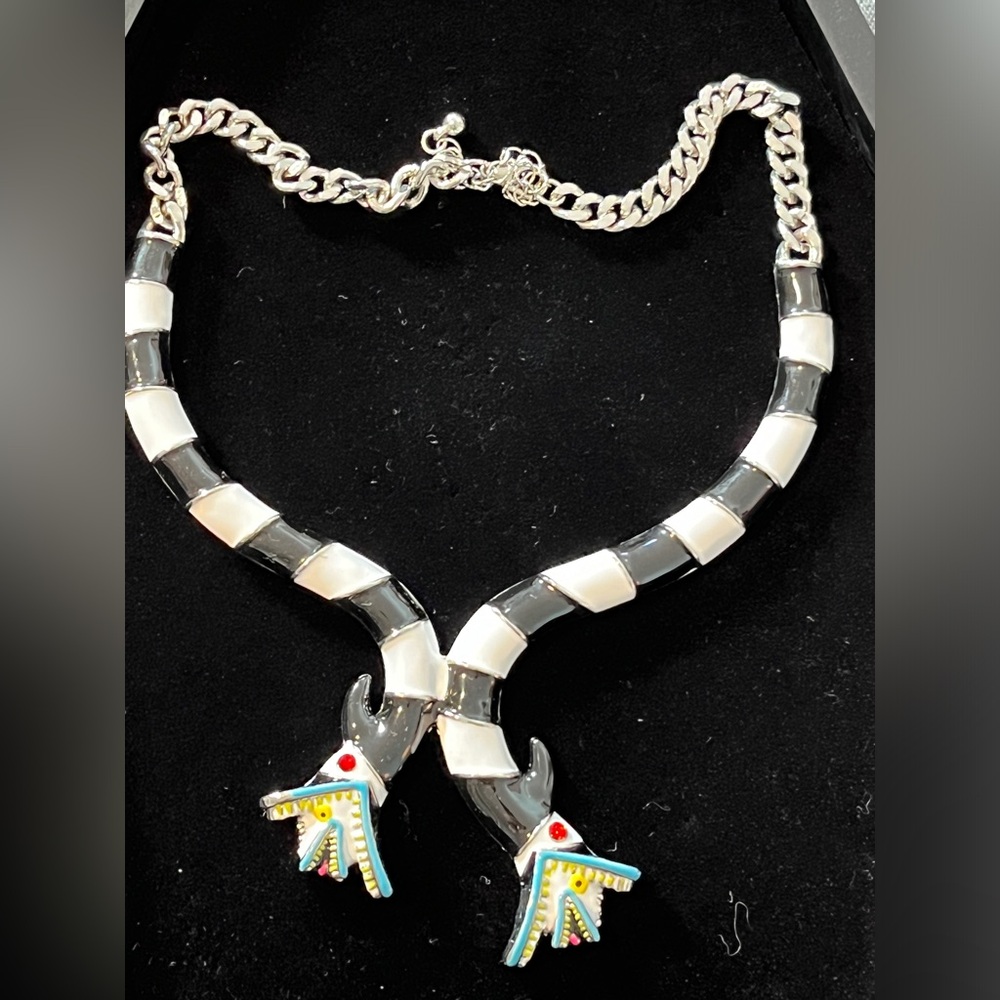 Beetlejuice sandworm necklace metal chain link
